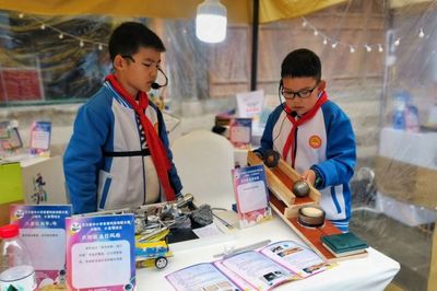 小學文化點亮創業路 從傳統手藝到現代科技的文化轉型之旅